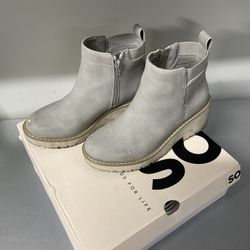 Women’s Boots