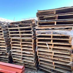 Full Size Wood Pallets