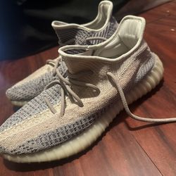 Yeezy Boost Size 10.5