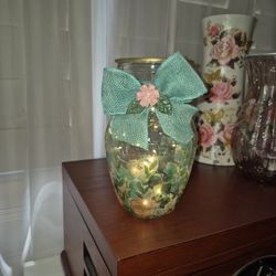 HAND CRAFTED FLORAL VASE WITH FAIRY LIGHTS