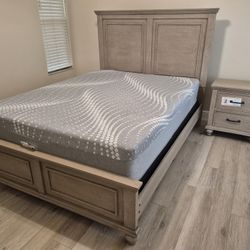 COMPLETE BEDROOM SET