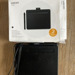 Wacom Intuos Small (non-Bluetooth)