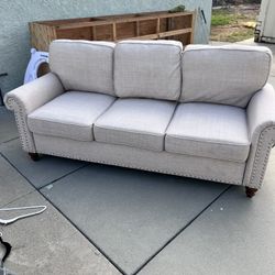 Sofa/couch