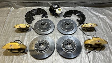 2015-2020 BMW F80 F82 M3 M4 OEM Carbon Ceramic Brake Upgrade Set / Calipers