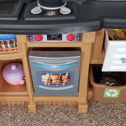 Kids Play Kitchen  With Food