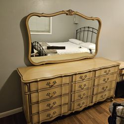 Vintage Link-Taylor Bedroom Suite