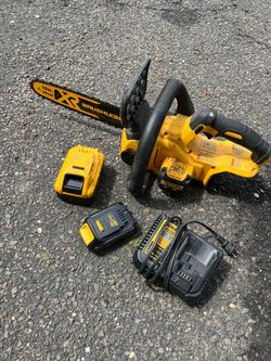 12” DEWALT BRUSHLESS XR CHAINSAW 20V