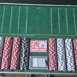 Recreational Poker Set W 500 Chips And Two Decks
