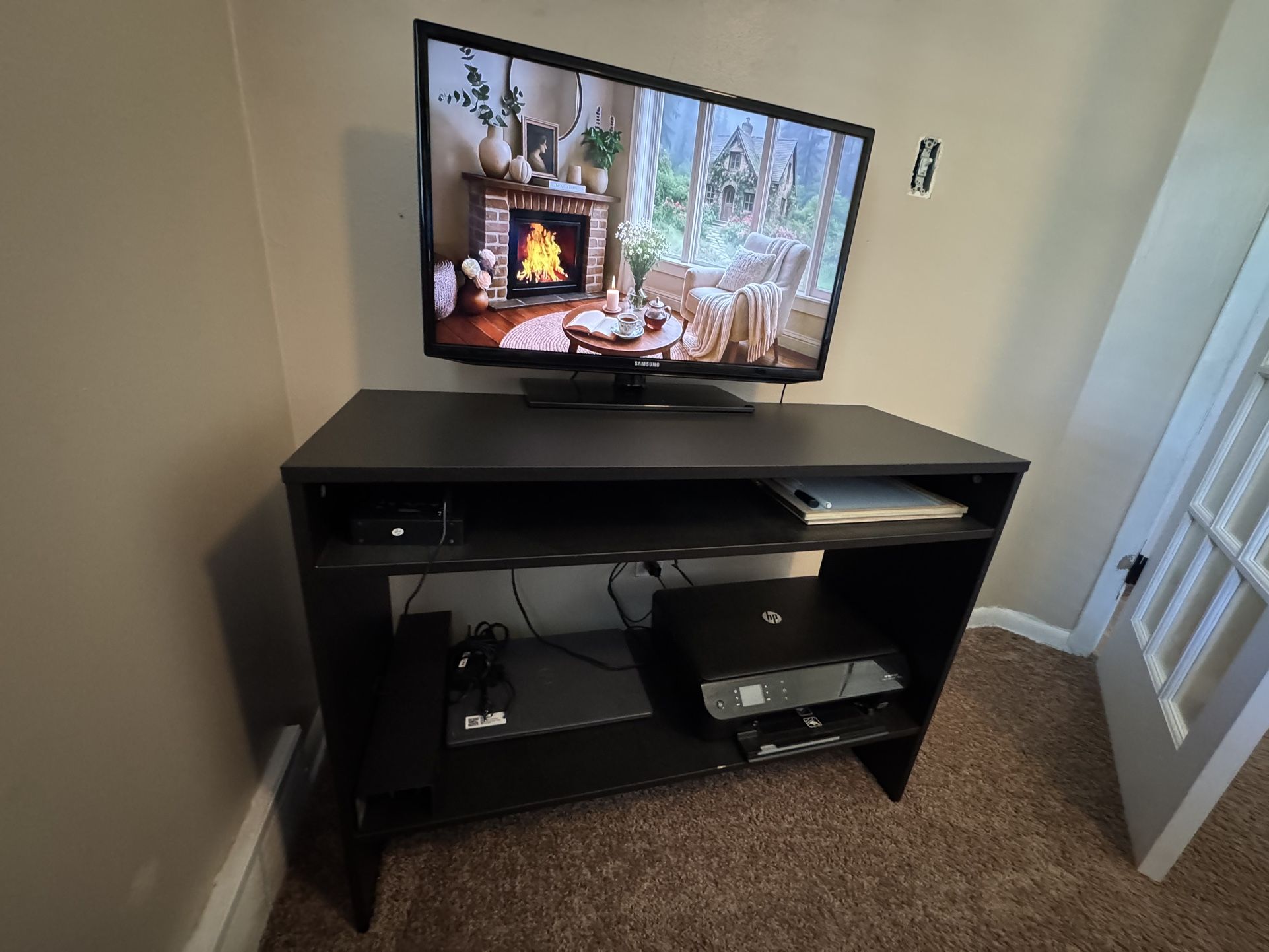 TV + Roku & TV Stand