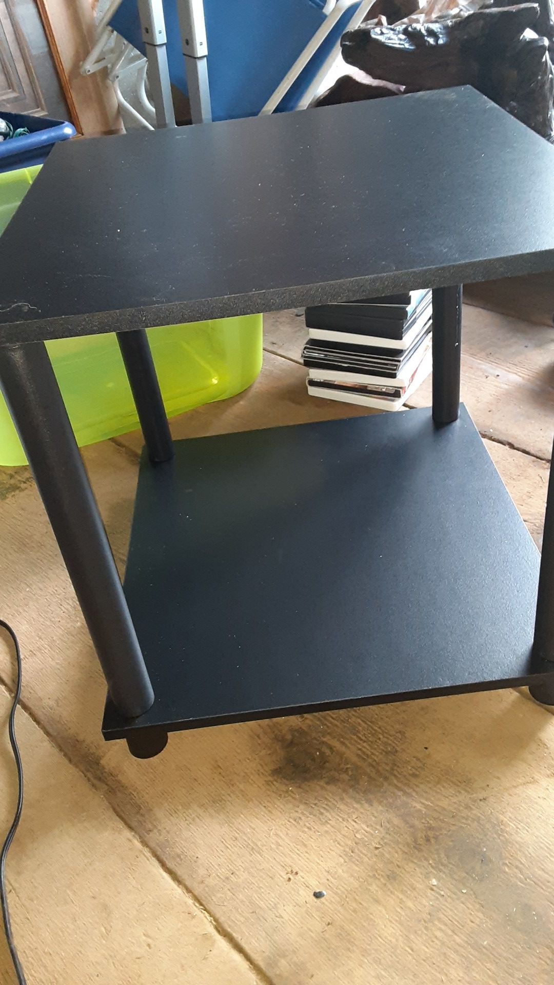 Stands/tables