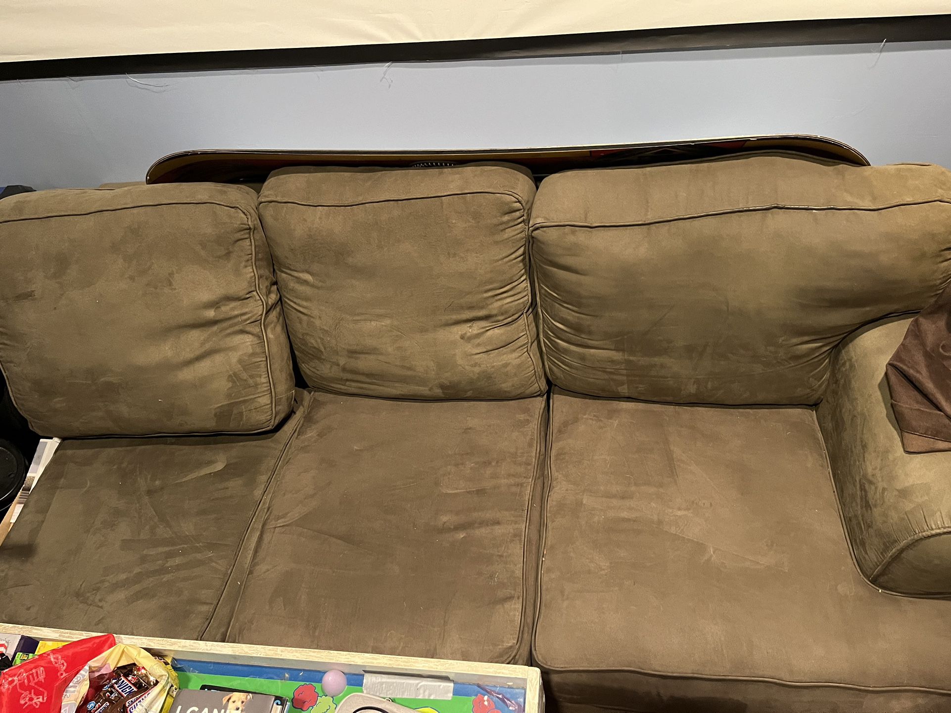 Great Condition Couch Sectional