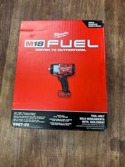 Milwaukee M18 FUEL 1/2" High Torque Impact Wrench