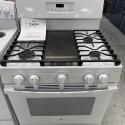 30” 5.0 cu.ft free standing gas range in white with griddle