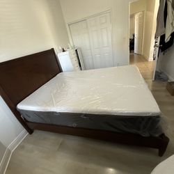 Queen Marina Del Rey Bed Frame (Costco) Nectar Mattress
