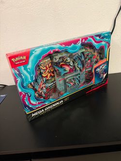 Pokémon Mega Greninja ex Premium Collection