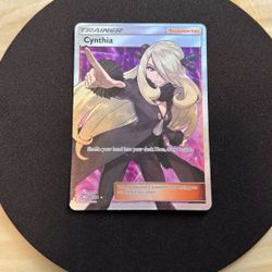 Cynthia Ultra prism (NM-)