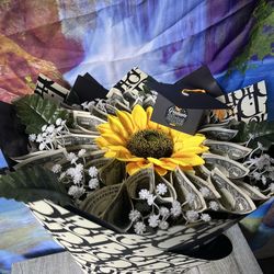 Graduation leis and graduation leis and bouquets bouquets