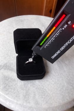 VVS1 Engagement Ring Moissanite 1ct/6.5mm