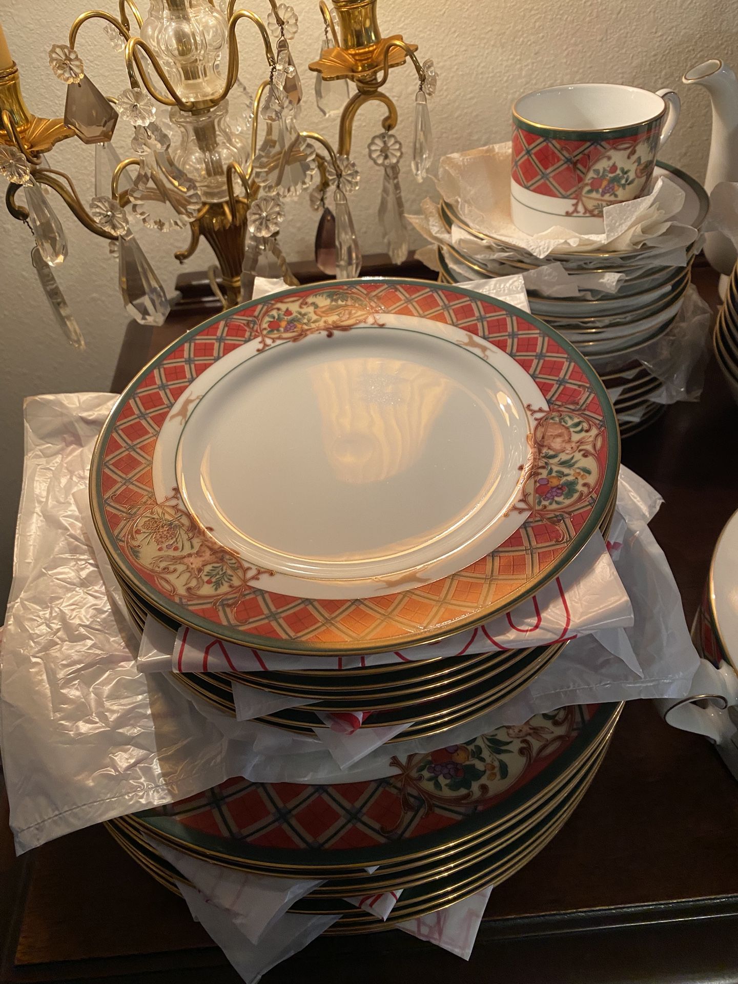 Estate Sale Royal Hunt By Noritake China/Dinnerware Set