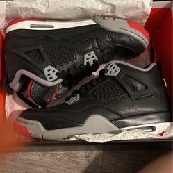 Jordan 4 Retro “Bred”