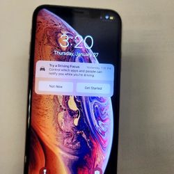 Unlocked IPhone XS 64gb 