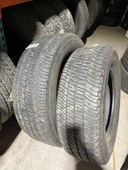 2 Used Tires 275/65/20 Michelin