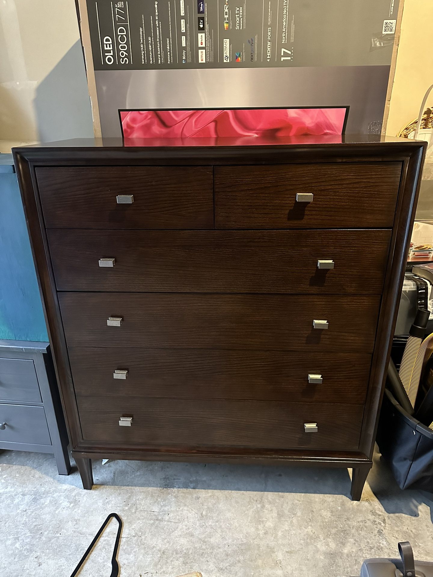 Beautiful Bassett Dresser With One Matching Bedside Table