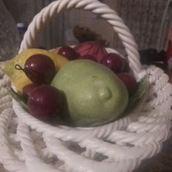 Vintage CAPODIMONTE FRUITS BASKET