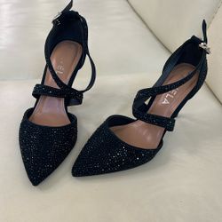 Women’s Heeled Shoe