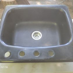 Kitchen sink 