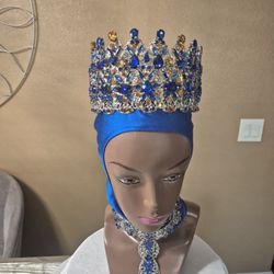 Standing Filigree Royal Crown