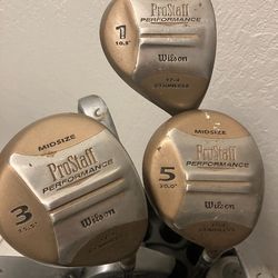 Wilson Golf Clubs (Bundle)