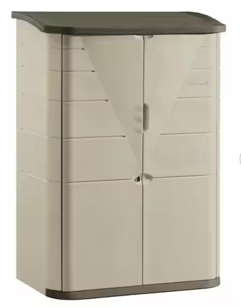 Rubbermaid Large Garden Storage Shed Cabinet - Used