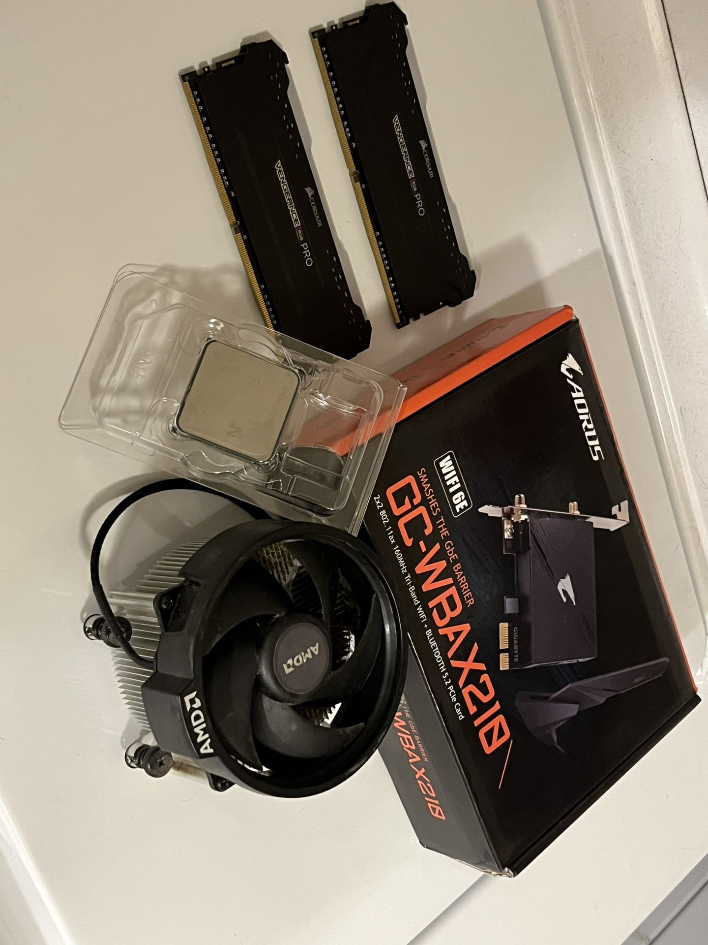 DDR4/ WIFI / Pc Case / CPU