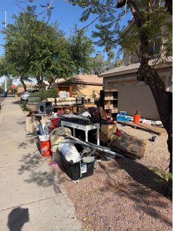 Curb alert, free stuff