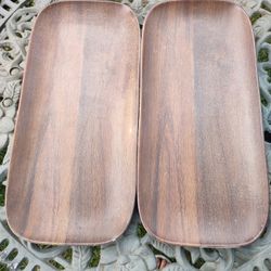 2 Brown Trays