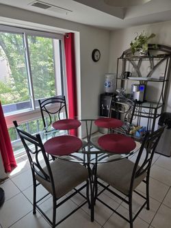 Dining or kitchen set