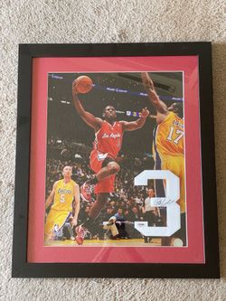 Chris Paul Clippers Signed Display. Photo With Signed #3 - PSA/DNA