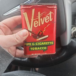 Old Full Tobacco Tin