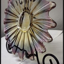 Iridescent dish and pink dish