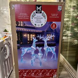 Gorgeous VERY LARGE Pre-Lit LED Prismatic Reindeer Twinkling Three Piece Deer Family Set For Christmas - NEW IN LARGE BOX