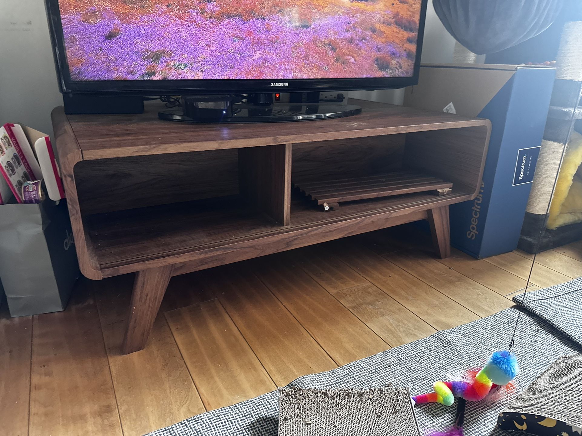 MID CENTURY MODERN COFFEE TABLE