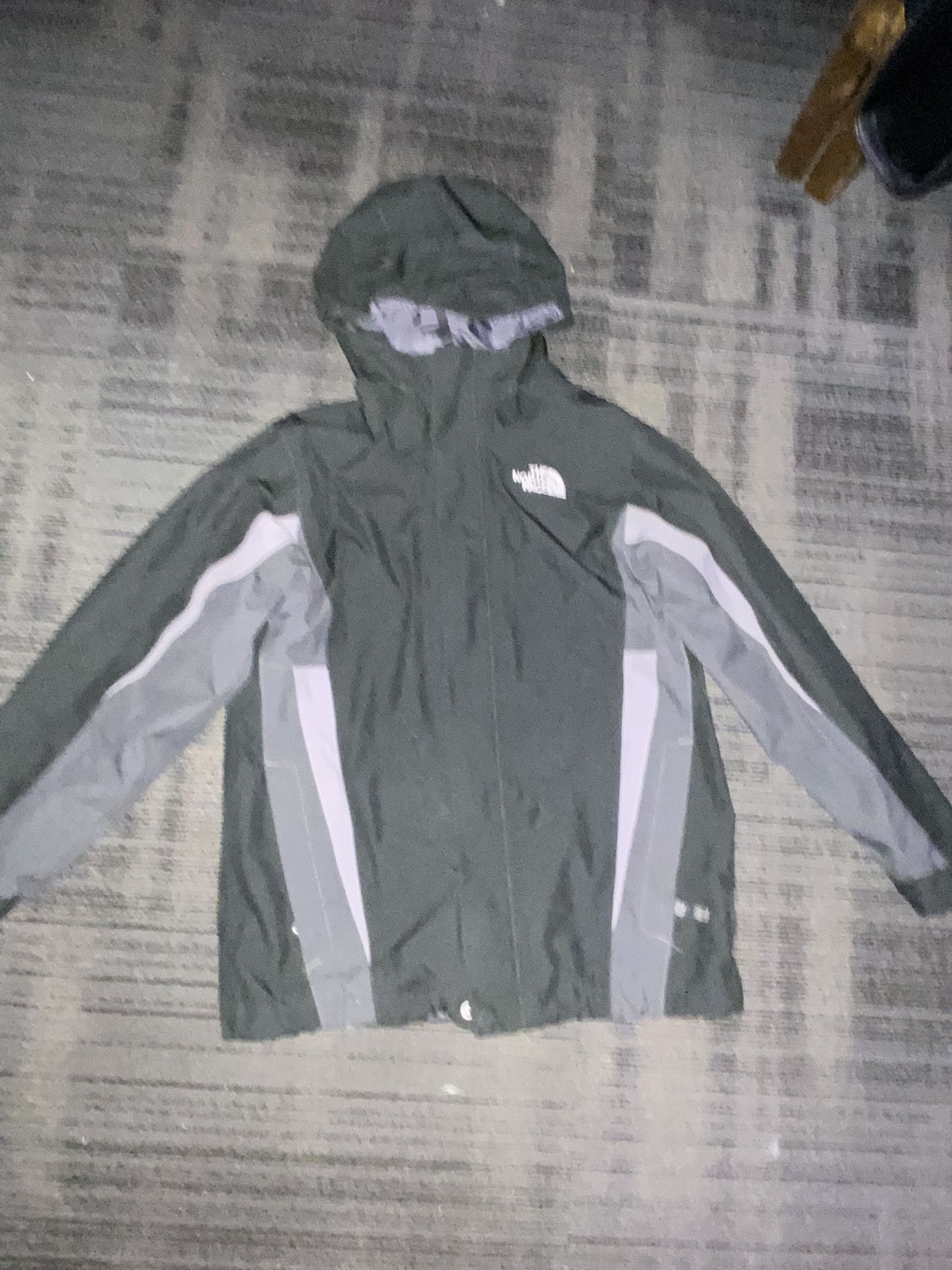 Boys Northface Raincoat 10-12