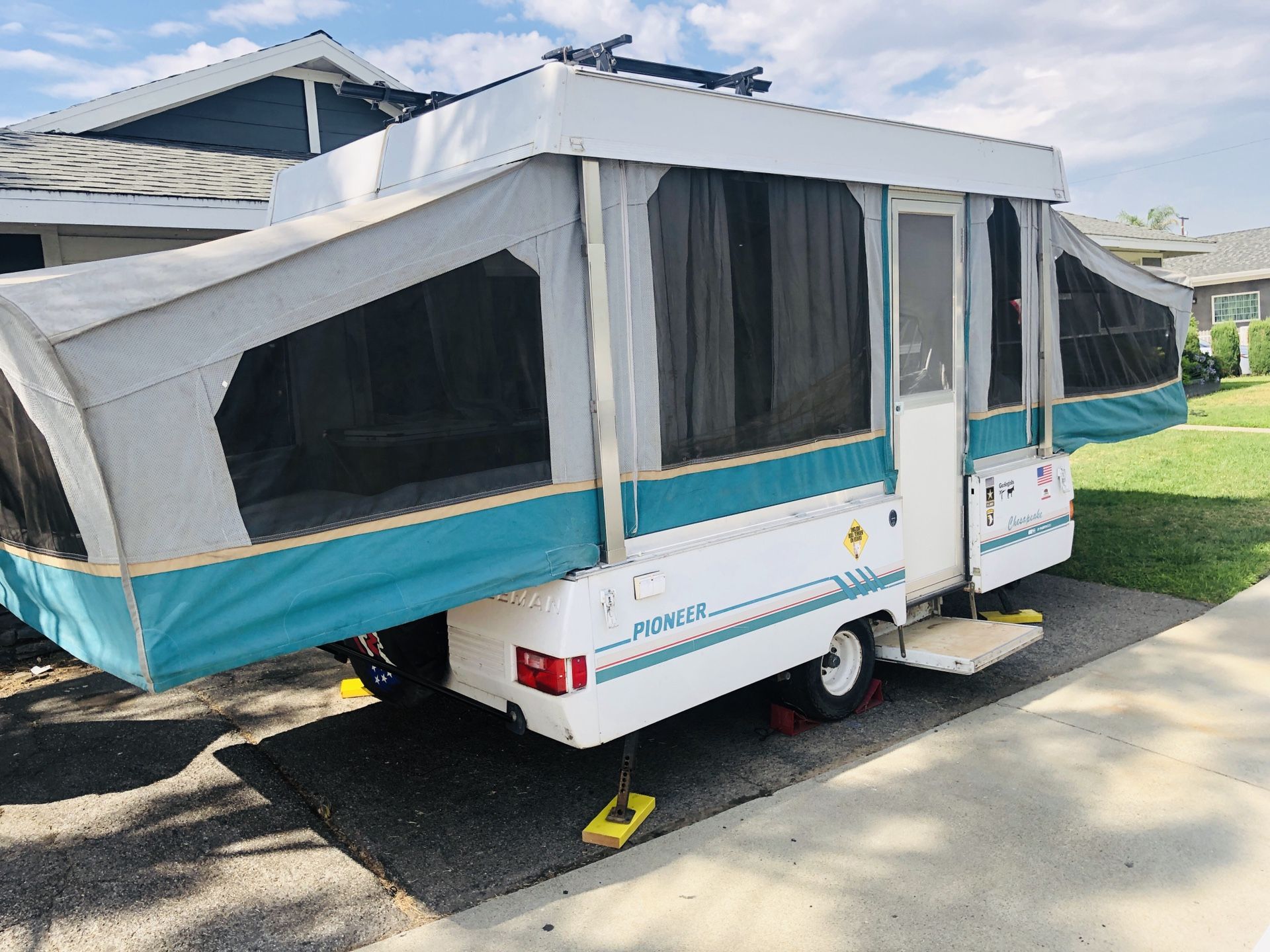 93 Coleman Pioneer pop-up camper