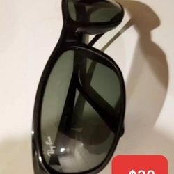 Ray Ban  Mens Sunglasses Great Condition 