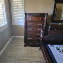 King Adjustable Bedroom Set