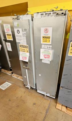 Panel ready refrigerator and freezer column Thermador