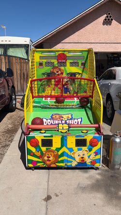 Mini double shot basketball game
