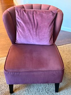 Living room chair