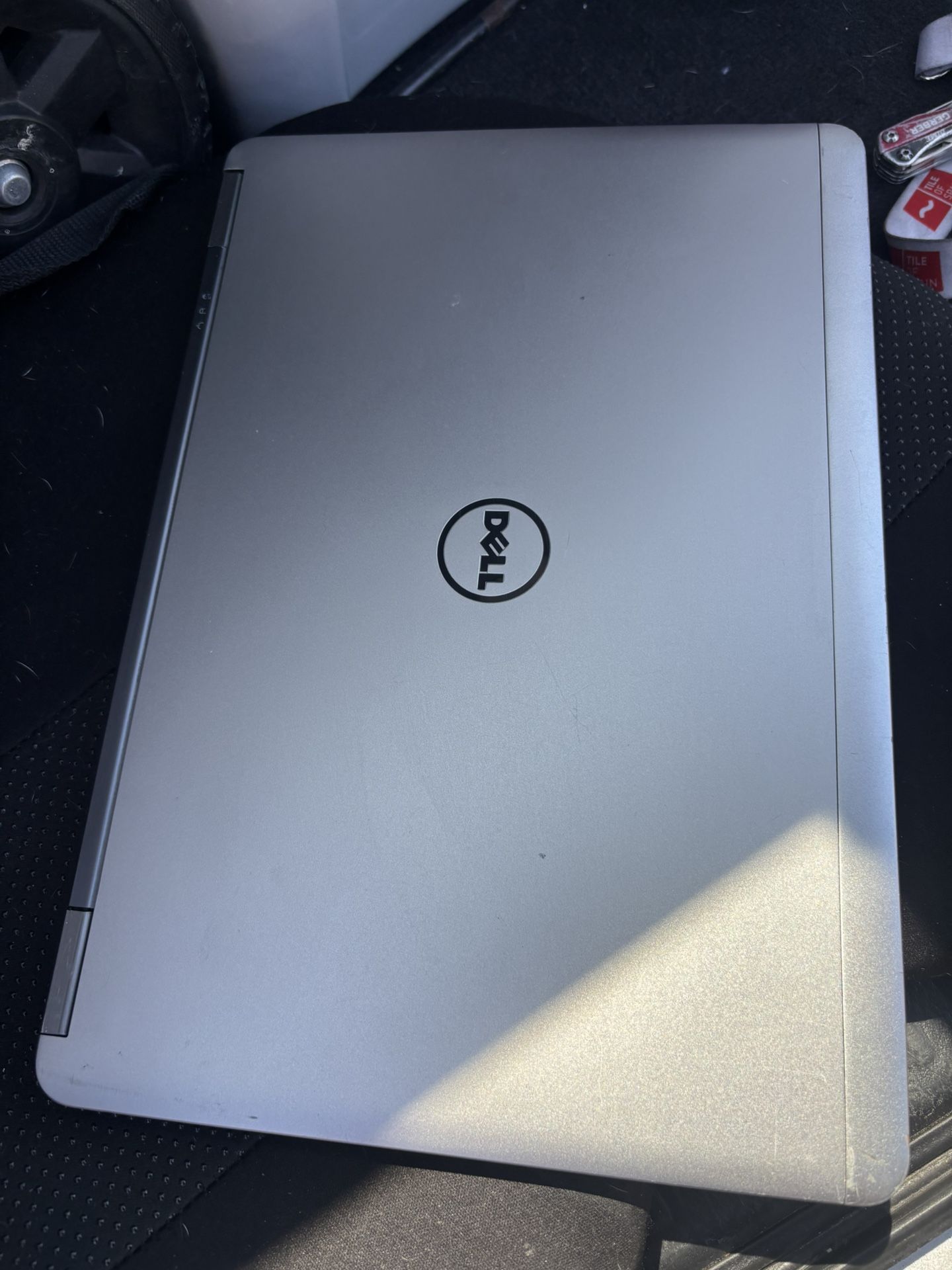 Dell Latitude E7440 I5 512 SSD 8G Ram (60$obo)